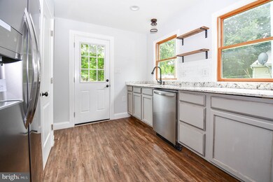 118 E 5th St, Frederick, MD 21701 - photo 3