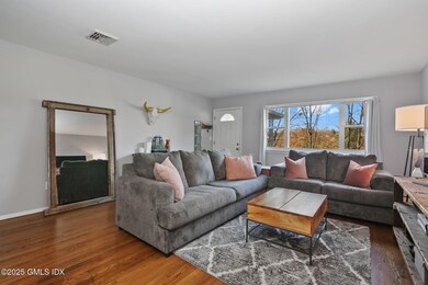 5 Green Ln unit A, Greenwich, CT 06831 - photo 2
