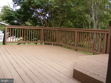 429 Applegate Ct, Linthicum Heights, MD 21090 - photo 4