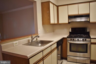 6225 Sandpiper Ct, Elkridge, MD 21075 - photo 4