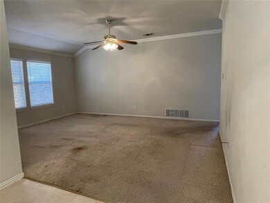 810 Rambling Ct, Granbury, TX 76049 - photo 5