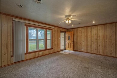 429 Harmon Rd, Hurst, TX 76053 - photo 5