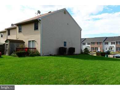 1144 Stoneham Cir, Hatfield, PA 19440 - photo 3