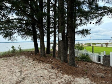 1030 Eubanks Rd, Dunnsville, VA 22454 - photo 3