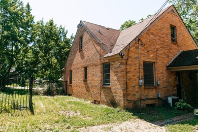 2301 Plainfield Ave NE, Grand Rapids, MI 49505 - photo 4