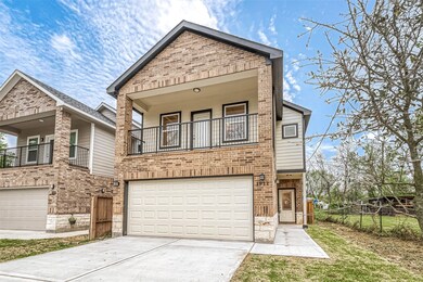 1913 Hampton St, Houston, TX 77088 - photo 4