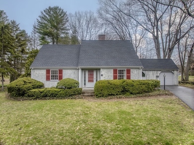 185 Wakefield St, Reading, MA 01867 - photo 3