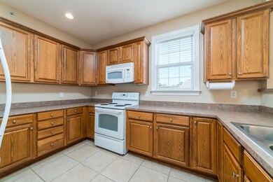 428 Trillium Ct-3