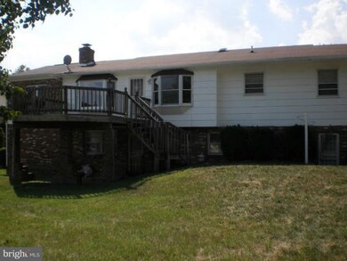 7104 Tarquin Ave, Temple Hills, MD 20748 - photo 7