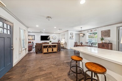 2018 Chippendale Rd, Houston, TX 77018 - photo 3