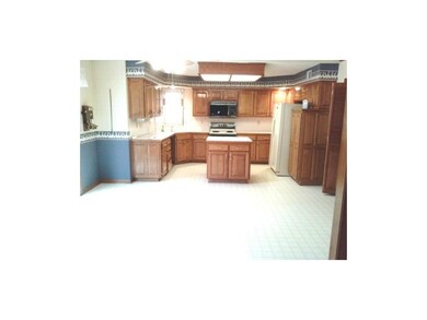 LAUNDRY ROOM OFF KITCHEN -VAULTED BREAKFAST ROOM