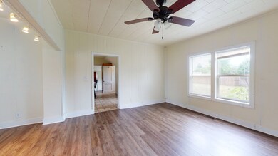 110 N Jackson St, Philo, IL 61864 - photo 3