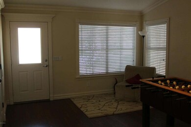 Living/Dining Room 2