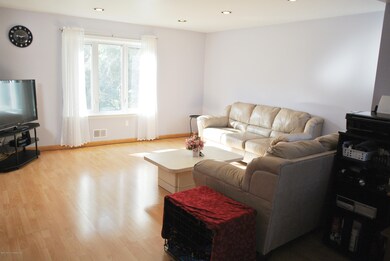 Living room (1)