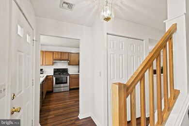 204 Barrington Ct, Palmyra, PA 17078 - photo 7