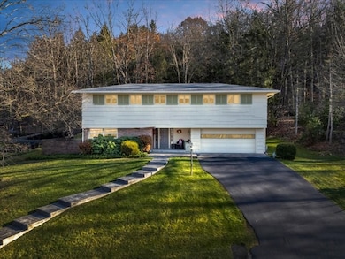 37 Kenilworth Rd, Binghamton, NY 13903 - photo 2