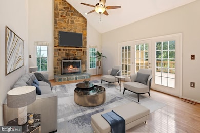 411 Meade Dr SW, Leesburg, VA 20175 - photo 4