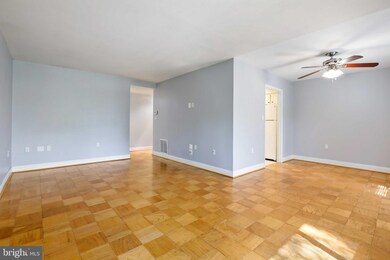 10105 Windstream Dr unit 6, Columbia, MD 21044 - photo 4