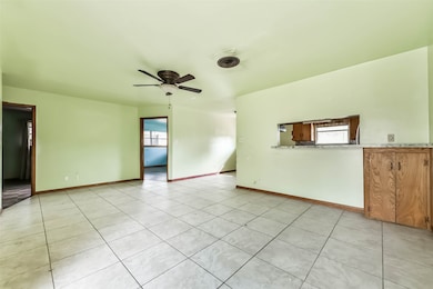 3517 Tanglebriar Dr, Pasadena, TX 77503 - photo 5