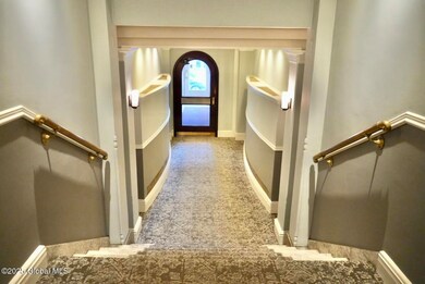 352 State St unit 6A, Albany, NY 12210 - photo 3