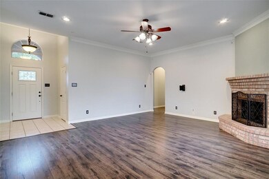 8444 Emerald Cir, North Richland Hills, TX 76180 - photo 5