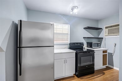 68 Annette Ln, Houston, TX 77076 - photo 7