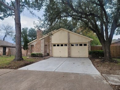 6907 Dusty Dawn Dr, Houston, TX 77086 - photo 2