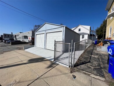 45 Patterson Ave, Pawtucket, RI 02860 - photo 2