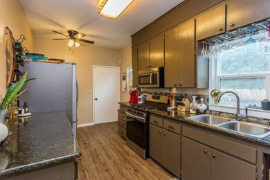 1340 N Echo Ave, Fresno, CA 93728 - photo 7