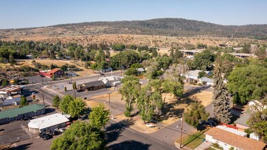 2007 Modoc St, Klamath Falls, OR 97601 - photo 5