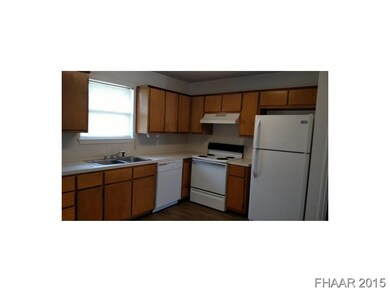 308 Horseshoe Dr unit 308, Copperas Cove, TX 76522 - photo 3