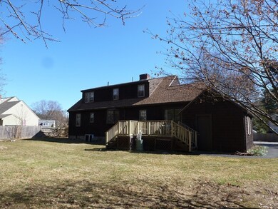 44 Curve St, Medfield, MA 02052 - photo 4