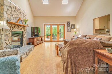 42 Merrell Rd, Leicester, NC 28748 - photo 5