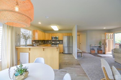 62681 Larkview Rd, Bend, OR 97701 - photo 6