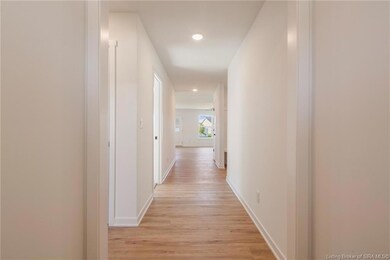 852 Wolf Run Park Blvd, Jeffersonville, IN 47130 - photo 3