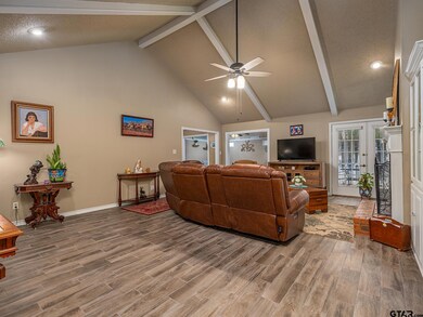 305 Amberwood Cir, Tyler, TX 75701 - photo 5