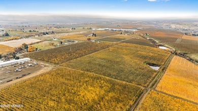 NKA Occidental Rd, Yakima, WA 98908 - photo 3