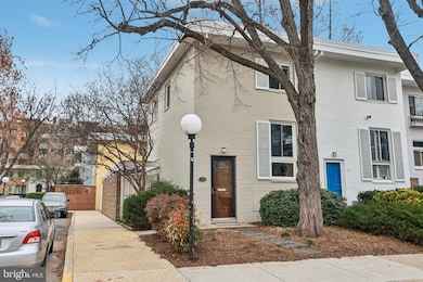 715 3rd St SW unit 608, Washington, DC 20024 - photo 2