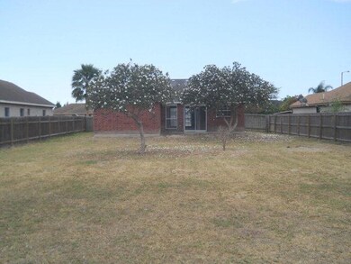 2706 Tesoro Dr, Weslaco, TX 78596 - photo 2