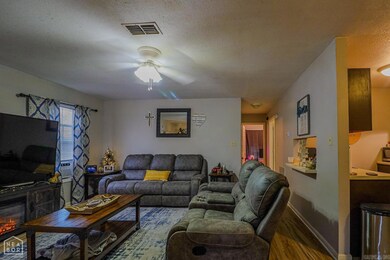 329 Sharon Dr, Trumann, AR 72472 - photo 4