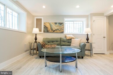 4300 F St SE, Washington, DC 20019 - photo 4