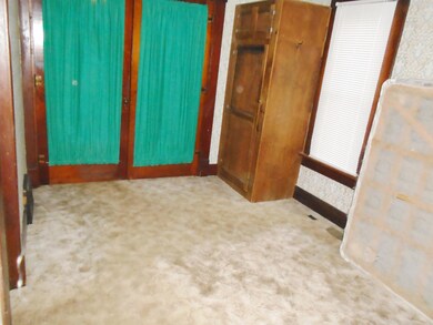 Bedroom on the main