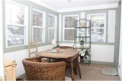 14 Caldwell St, Fitchburg, MA 01420 - photo 3