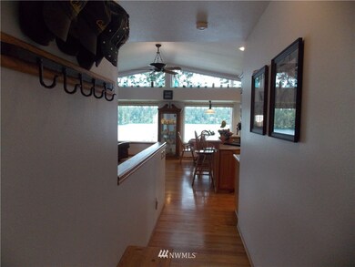 21908 Promontory Ct SE, Yelm, WA 98597 - photo 6