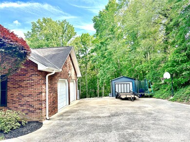 157 Valentine Dr, Shelby, NC 28152 - photo 3