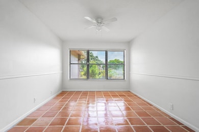 9405 Dundee Dr, Lake Worth, FL 33467 - photo 5