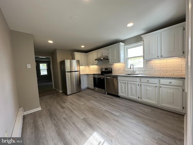 134 Maple Ave, Dublin, PA 18917 - photo 2