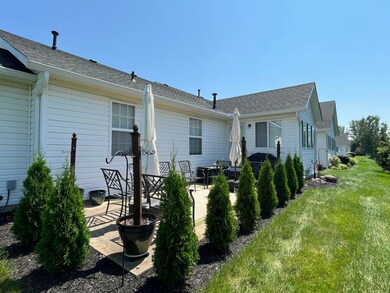 8259 Kingfisher Ln unit 8259, Pickerington, OH 43147 - photo 7