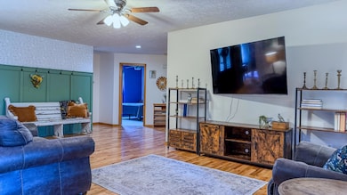 707 E Bryant Ave, Ozark, MO 65721 - photo 5