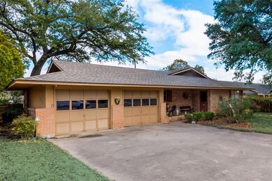 1100 Sunset Dr, Ennis, TX 75119 - photo 2